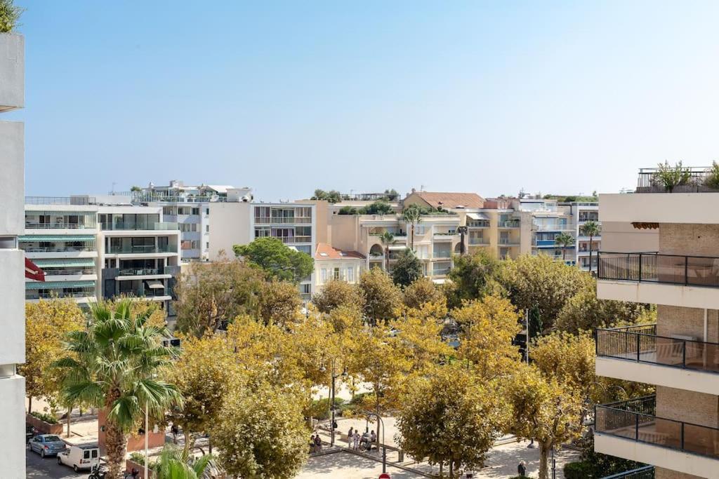 Cannes Palm Beach Parking, Clim, Wifi Plage 2' A Pieds Ngoại thất bức ảnh